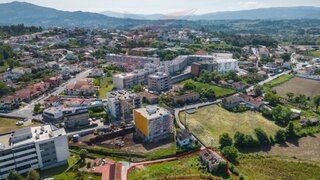 Land for sale in Vila Verde, Portugal — €430,000