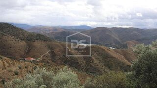 Land for sale in Torre de Moncorvo, Portugal — €2,500,000