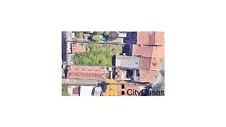 Terreno de 230 m² em Porto