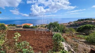 Land for sale in Santa Cruz, Portugal — €560,000
