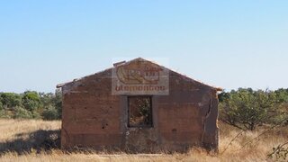 Land for sale in Grândola, Portugal — €2,350,000