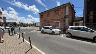 Land for sale in Amadora, Portugal — €900,000