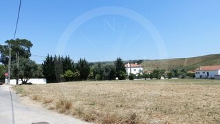 Land for sale in Torres Vedras, Portugal — €460,000