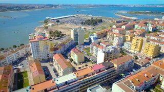 Land for sale in Barreiro, Portugal — €681,500