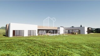 Terreno de 15 000 m² em Setúbal