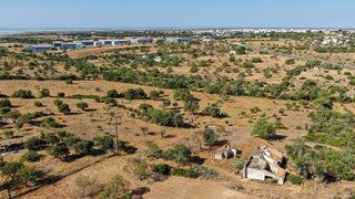 Land for sale in Olhão, Portugal — €495,000