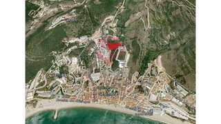 Land for sale in Sesimbra, Portugal — €850,000