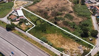 Land for sale in Vila Nova de Gaia, Portugal — €798,000