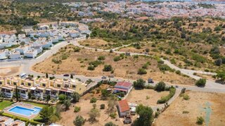 Terreno de 2430 m² em Lagoa