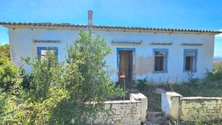 Land for sale in Silves, Portugal — €3,900,000