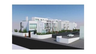 Land for sale in Torres Vedras, Portugal — €570,000