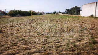 Land for sale in Benavente, Portugal — €430,000