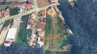 Land for sale in Santa Maria da Feira, Portugal — €450,000