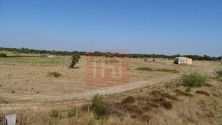 Land for sale in Benavente, Portugal — €540,000