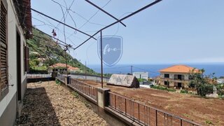 Land for sale in Ponta do Sol, Portugal — €980,000