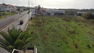 Terreno de 5837 m² em Faro