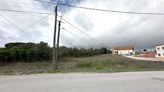 Land for sale in Sesimbra, Portugal — €771,000