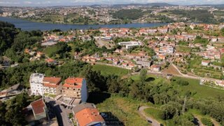 Terreno em Vila Nova de Gaia · 4000 m² · 790 000 €