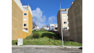 Terreno em Cascais · 275 m² · 700 000 €