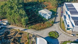 Land for sale in Paredes, Portugal — €425,000