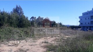 Land for sale in Vila Nova de Gaia, Portugal — €550,000