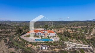 Land for sale in Lagos, Portugal — €2,600,000