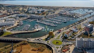 Terreno em Lagos · 10 935 m² · 8 500 000 €