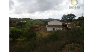 Land for sale in Silves, Portugal — €450,000