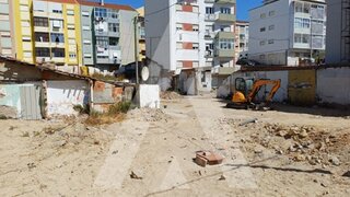 Land for sale in Barreiro, Portugal — €870,000