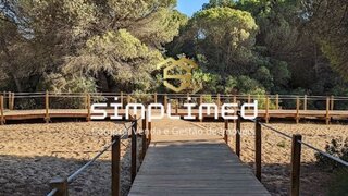 Land for sale in Almada, Portugal — €980,000