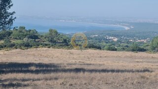 Terreno · 14 000 m² · 440 000 €