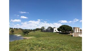 Land for sale in Silves, Portugal — €2,950,000