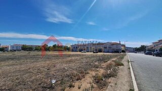 Land for sale in Elvas, Portugal — €744,000