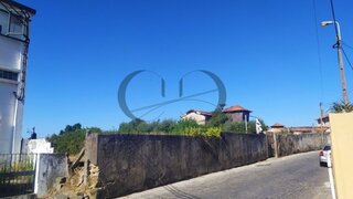 Land for sale in Vila Nova de Gaia, Portugal — €1,040,000