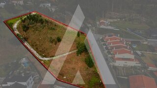 Land for sale in Santa Maria da Feira, Portugal — €580,000