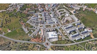 Land for sale in Loulé, Portugal — €621,000