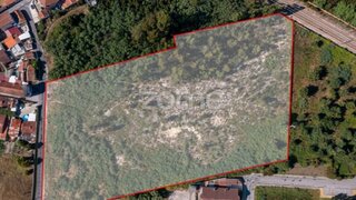 Terreno · 18 880 m² · 450 000 €