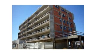 Terreno de 690 m² em Santarém
