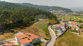 Land for sale in Barcelos, Portugal — €425,000