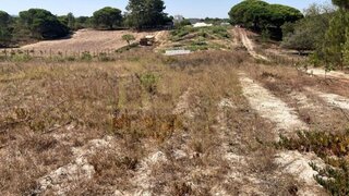 Land for sale in Sesimbra, Portugal — €590,000