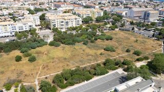 Land for sale in Albufeira, Portugal — €425,000