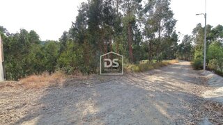 Land for sale in Castelo de Paiva, Portugal — €450,000