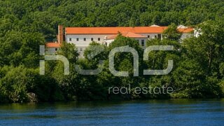 Land for sale in Coimbra, Portugal — €3,950,000