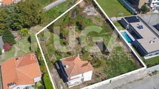 Terreno para venda em Vila Nova de Gaia, Portugal — 1 350 000 €