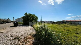 Terreno de 18 960 m² em Faro