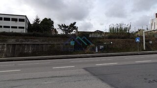 Terreno de 12 279 m² em Porto