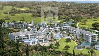 Terreno de 140 000 m² em Faro