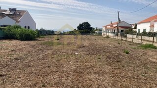Land for sale in Sesimbra, Portugal — €490,000