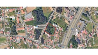 Land for sale in Vila Nova de Gaia, Portugal — €1,650,000
