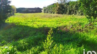 Land for sale in Valença, Portugal — €25,000